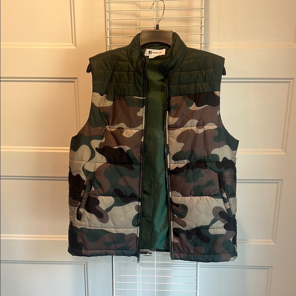 Standard Issue Green Camo Puffer Vest
